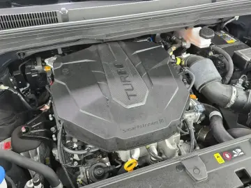 2023 Kia Carnival с пробегом 60 779 км
