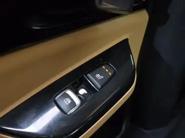 2023 Kia Carnival с пробегом 60 779 км