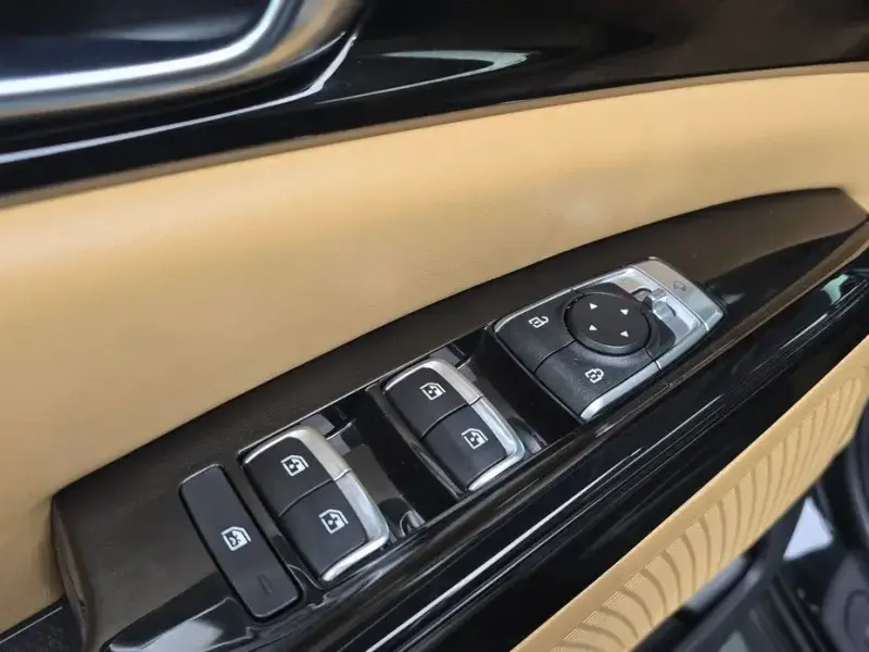2023 Kia Carnival с пробегом 60 779 км