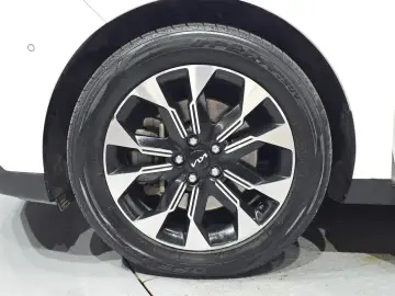 2022 Kia Carnival с пробегом 144 917 км