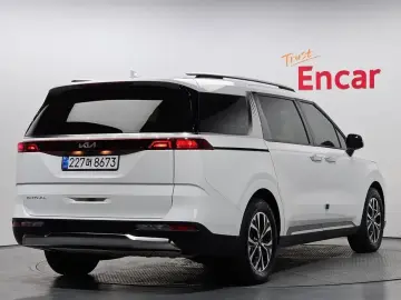 2022 Kia Carnival с пробегом 86 643 км