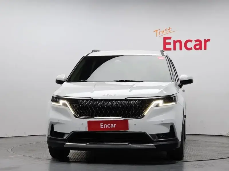 2022 Kia Carnival с пробегом 86 643 км