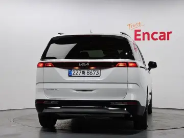 2022 Kia Carnival с пробегом 86 643 км