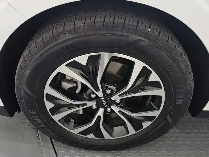 2022 Kia Carnival с пробегом 86 643 км