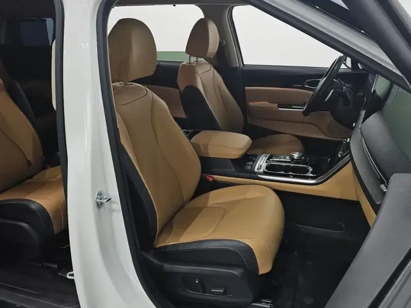 2022 Kia Carnival с пробегом 86 643 км