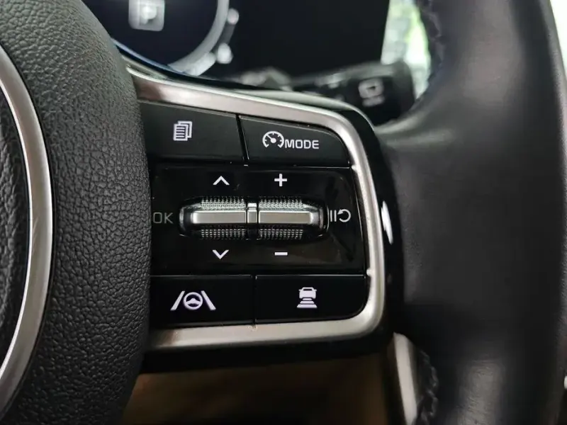 2022 Kia Carnival с пробегом 86 643 км