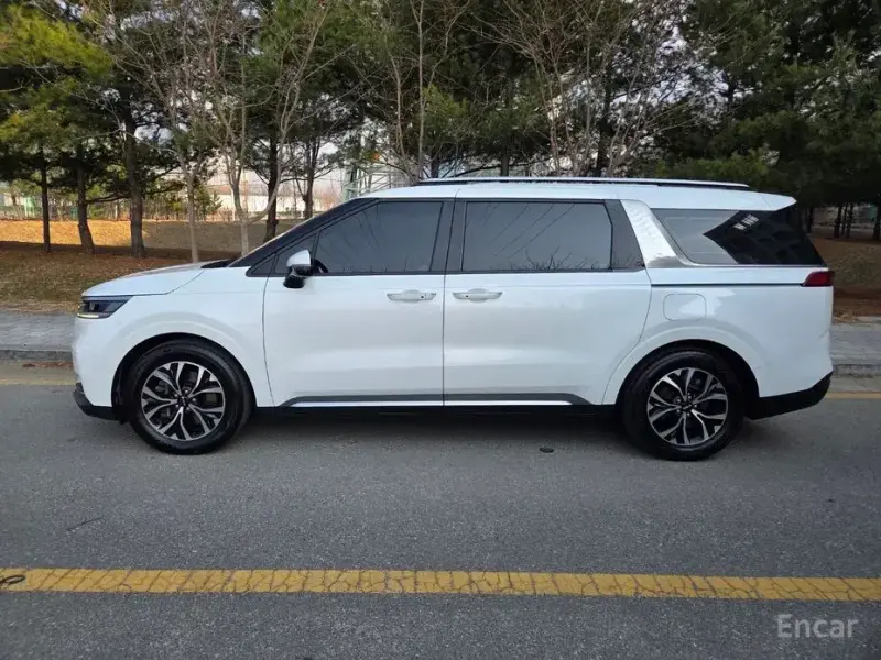 2022 Kia Carnival с пробегом 148 000 км