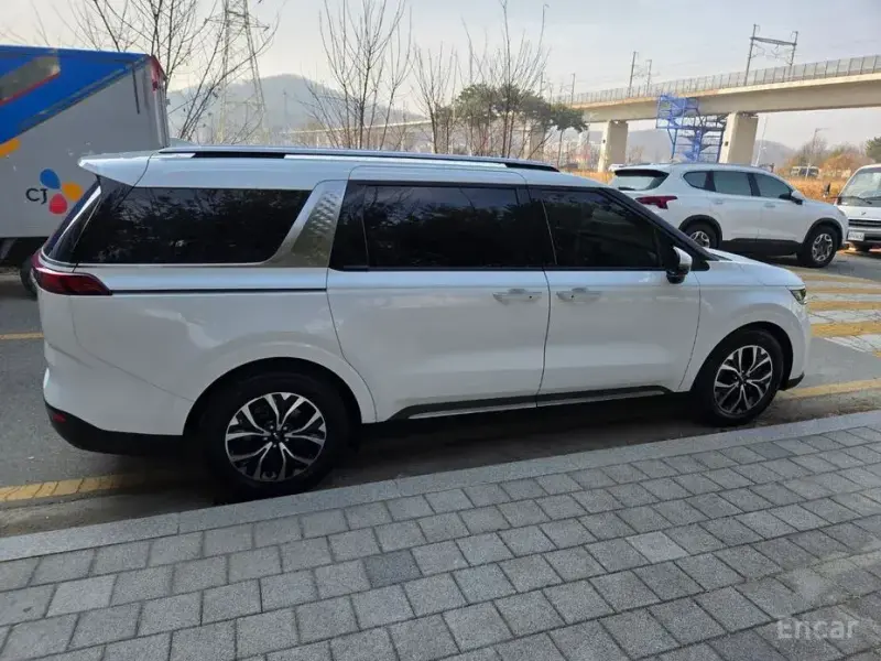 2022 Kia Carnival с пробегом 148 000 км