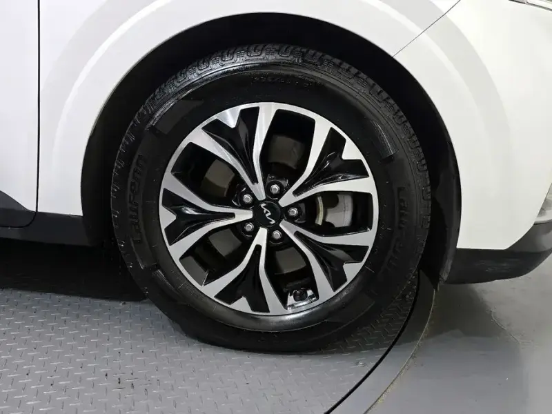 2021 Kia Carnival с пробегом 117 703 км