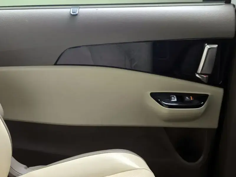 2021 Kia Carnival с пробегом 117 703 км
