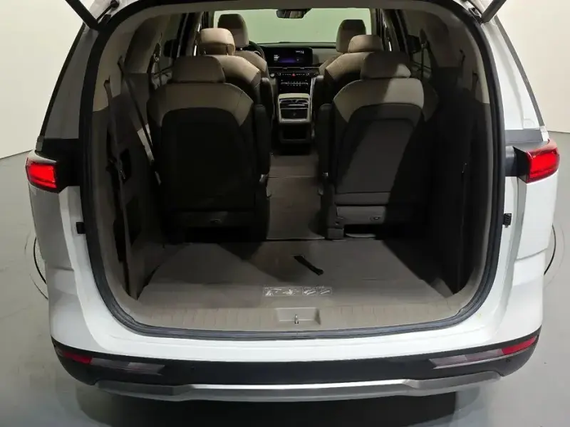 2021 Kia Carnival с пробегом 117 703 км
