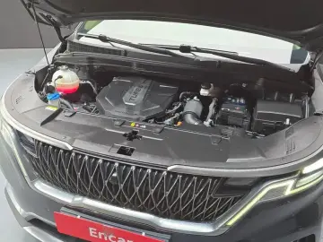 2022 Kia Carnival с пробегом 153 605 км