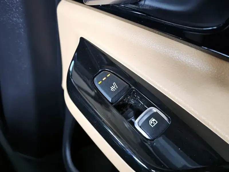 2022 Kia Carnival с пробегом 61 332 км