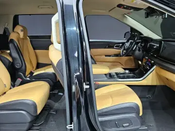 2022 Kia Carnival с пробегом 96 681 км
