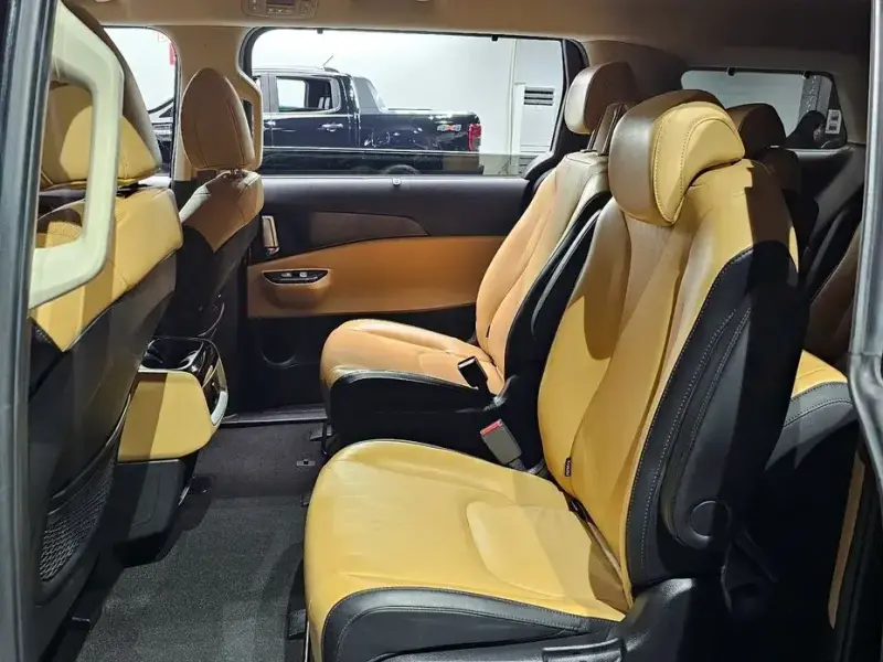2022 Kia Carnival с пробегом 96 681 км