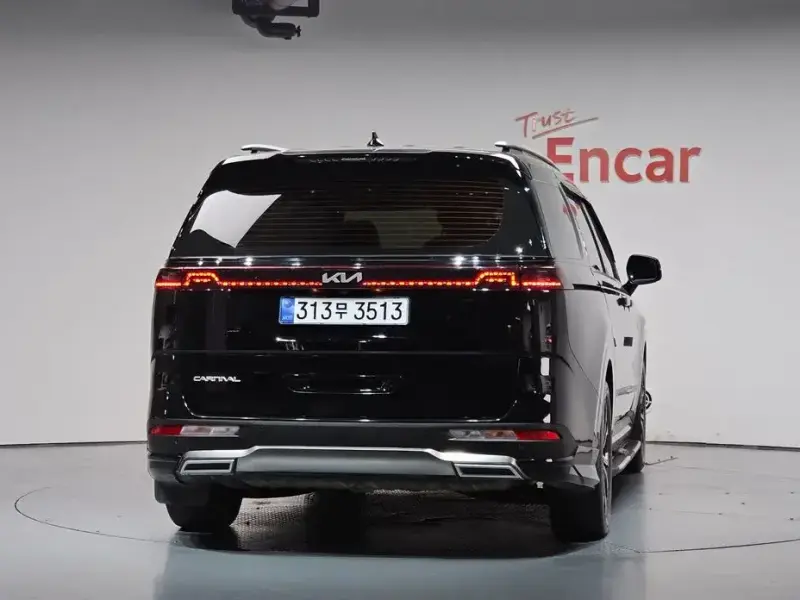 2022 Kia Carnival с пробегом 106 280 км
