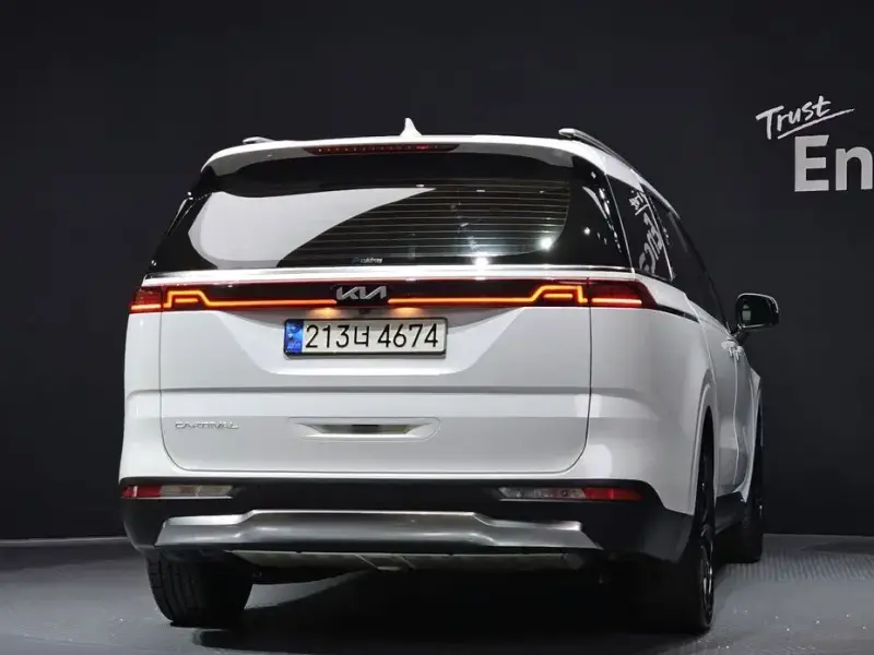 2021 Kia Carnival с пробегом 142 534 км