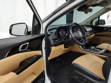 2021 Kia Carnival с пробегом 142 534 км