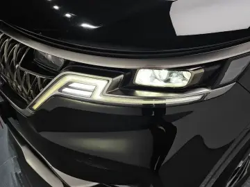 2022 Kia Carnival с пробегом 106 280 км