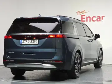 2022 Kia Carnival с пробегом 83 678 км