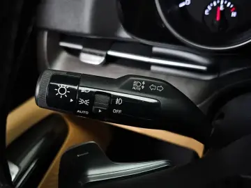2022 Kia Carnival с пробегом 106 280 км