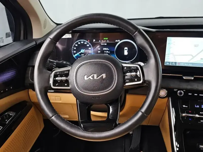 2022 Kia Carnival с пробегом 83 678 км
