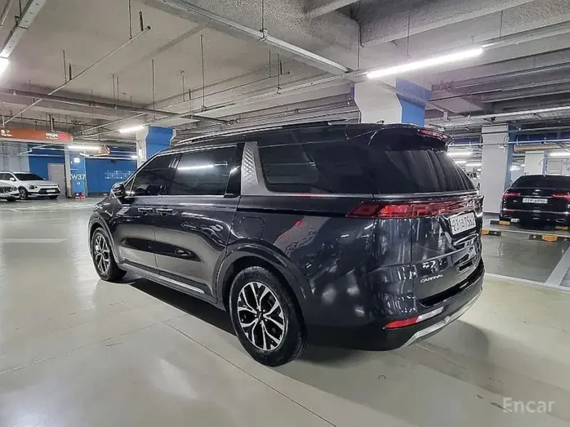 2021 Kia Carnival с пробегом 180 916 км