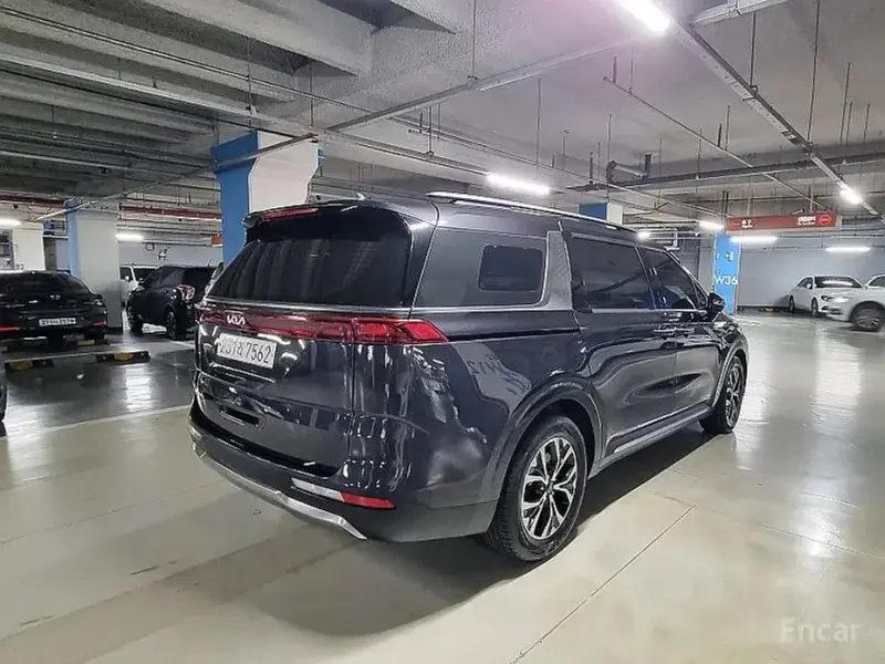 2021 Kia Carnival с пробегом 180 916 км