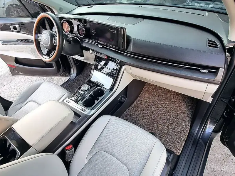 2021 Kia Carnival с пробегом 180 916 км