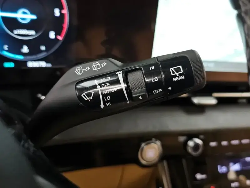 2022 Kia Carnival с пробегом 83 678 км