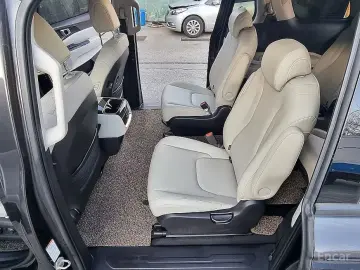 2021 Kia Carnival с пробегом 180 916 км
