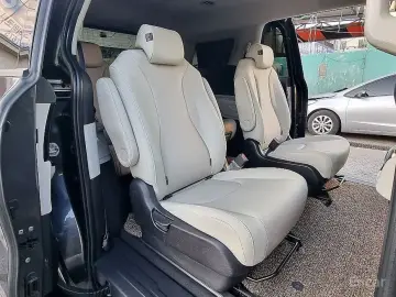 2021 Kia Carnival с пробегом 180 916 км