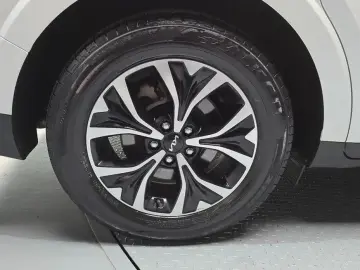2022 Kia Carnival с пробегом 98 234 км