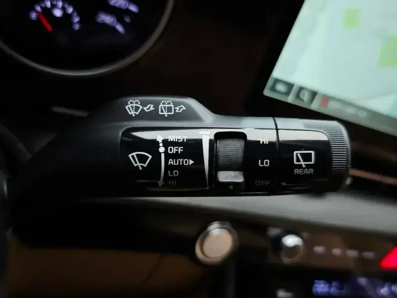 2022 Kia Carnival с пробегом 98 234 км