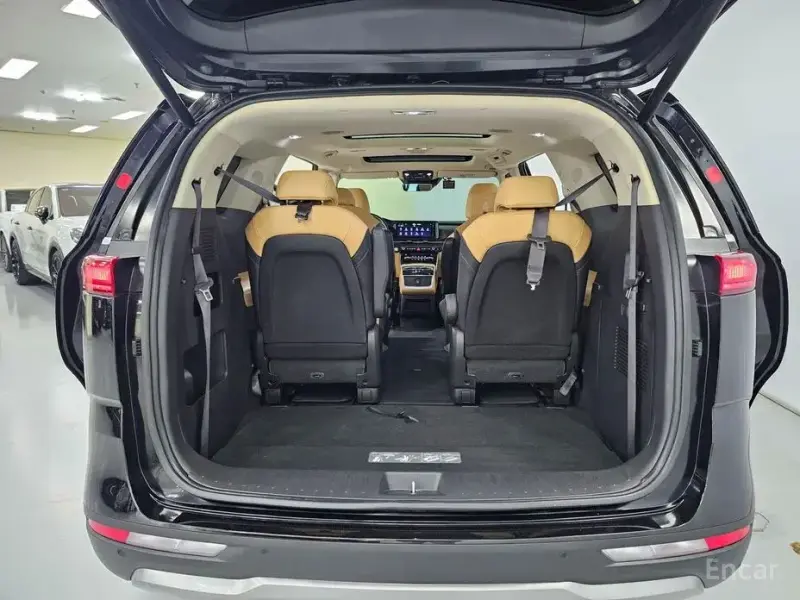 2022 Kia Carnival с пробегом 106 277 км