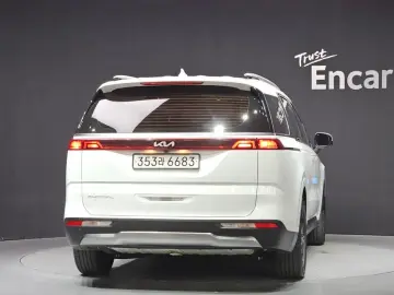 2022 Kia Carnival с пробегом 87 605 км