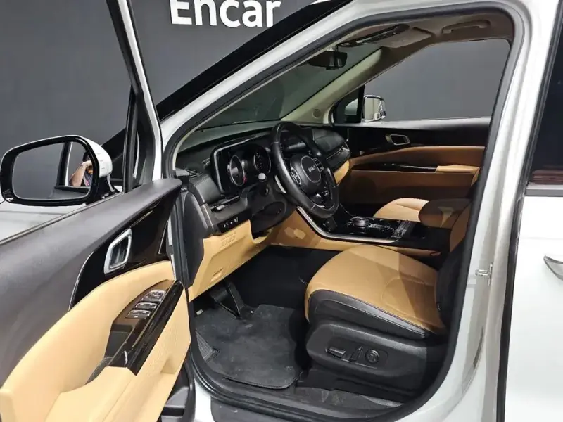 2022 Kia Carnival с пробегом 87 605 км