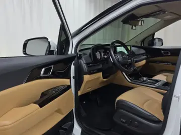 2022 Kia Carnival с пробегом 107 186 км