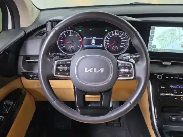 2022 Kia Carnival с пробегом 107 186 км