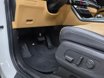 2022 Kia Carnival с пробегом 107 186 км