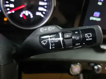 2022 Kia Carnival с пробегом 107 186 км