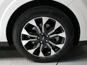 2022 Kia Carnival с пробегом 109 911 км