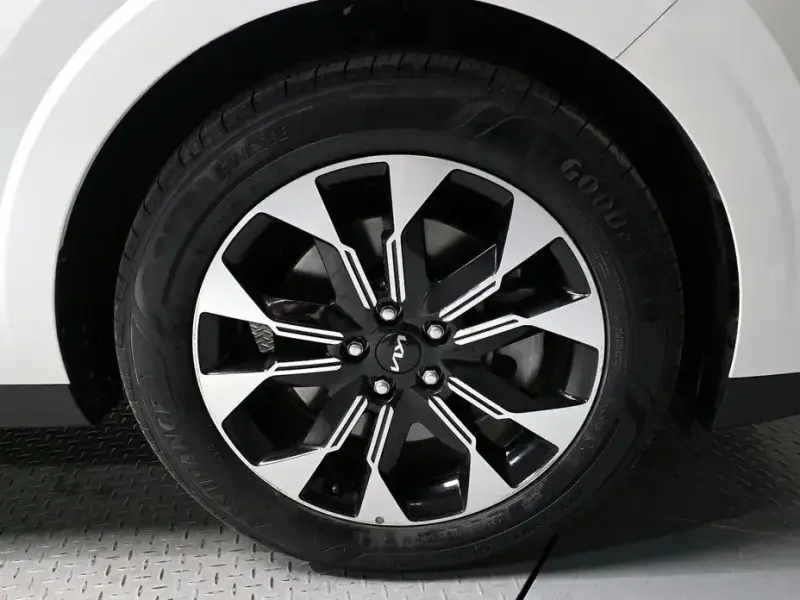 2022 Kia Carnival с пробегом 109 911 км
