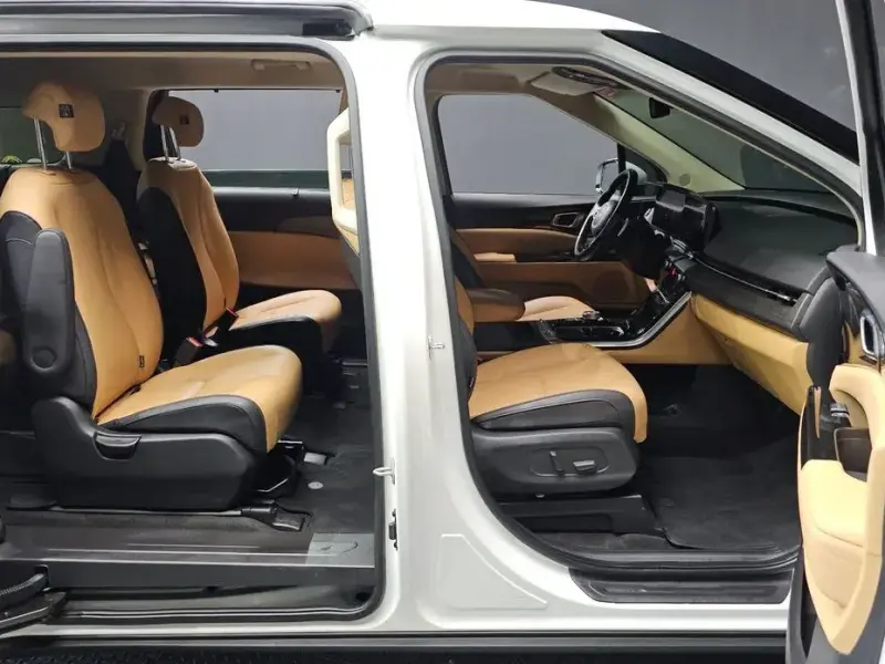 2022 Kia Carnival с пробегом 75 066 км