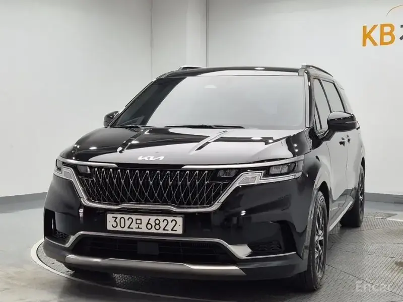 2022 Kia Carnival с пробегом 130 088 км