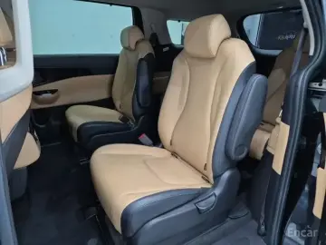 2022 Kia Carnival с пробегом 130 088 км