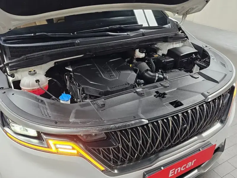 2022 Kia Carnival с пробегом 102 610 км
