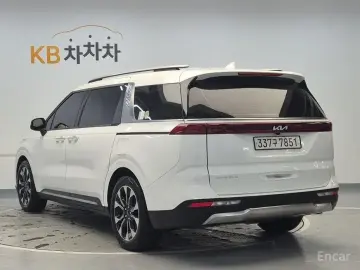 2023 Kia Carnival с пробегом 87 744 км