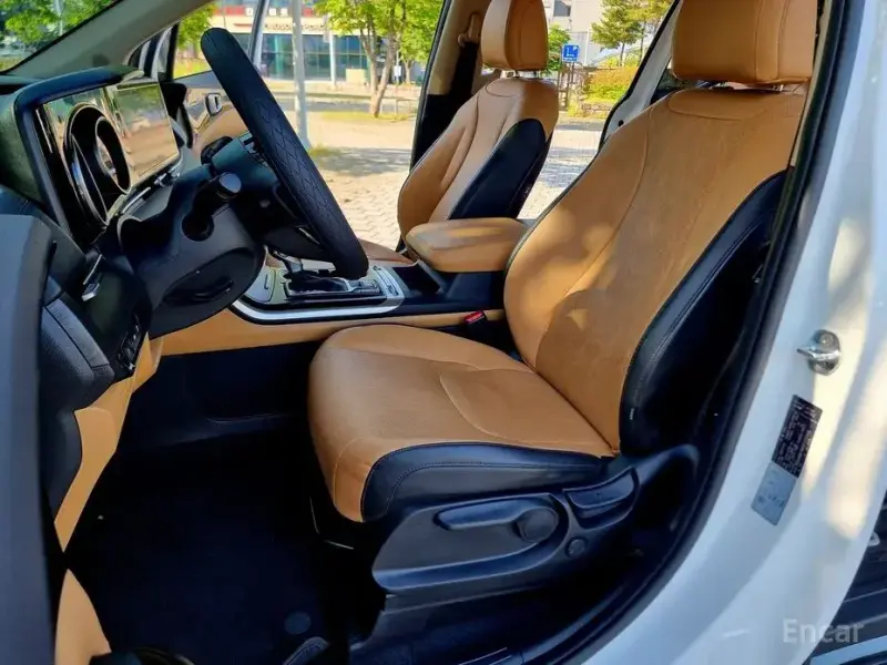2021 Kia Carnival с пробегом 58 376 км