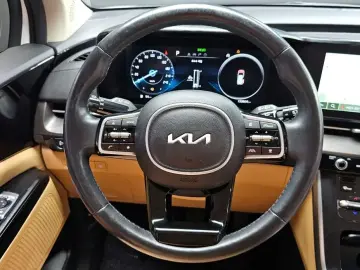 2022 Kia Carnival с пробегом 153 904 км